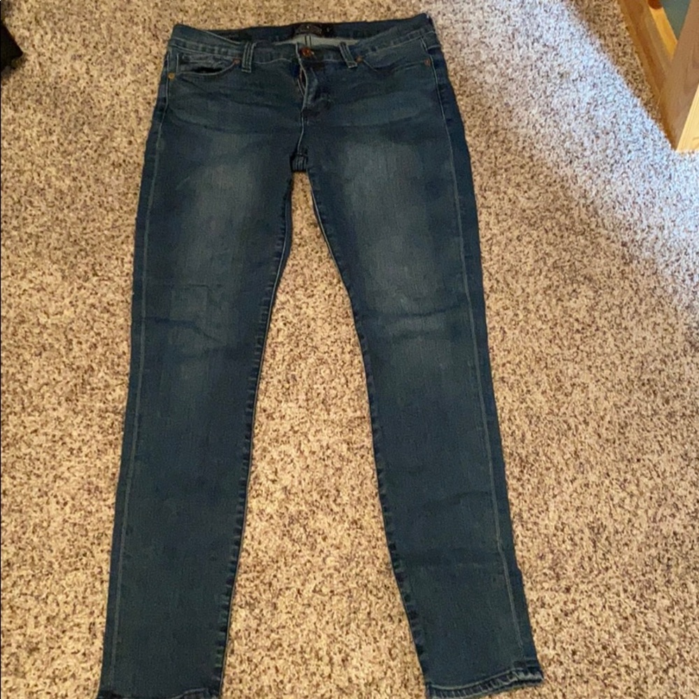 Lucky Brand skinny jean. 6/28 Brooke Skinny.